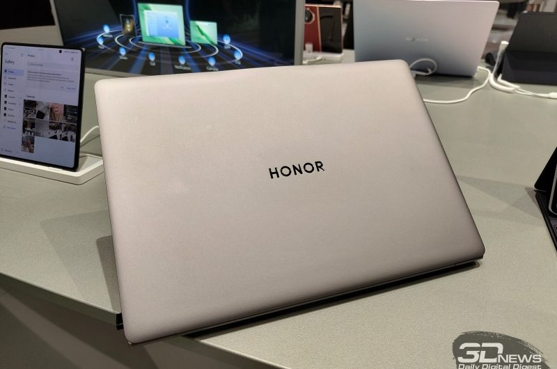Honor представила дополнительный вариант MagicBook Art 14 на процессоре Snapdragon X Elite