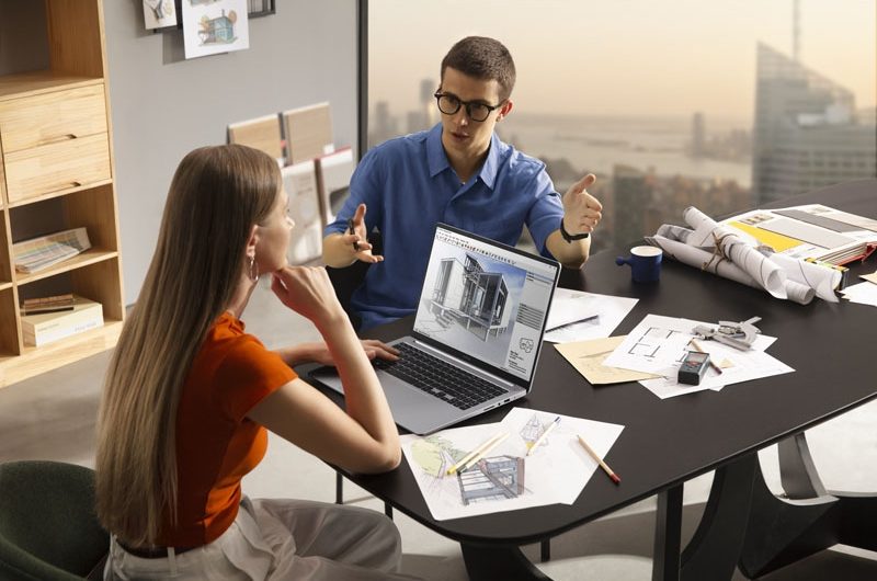 В России поступили в продажу ноутбуки Infinix Inbook Y3H Max и Inbook Y4H Max с мощными чипами Intel Core